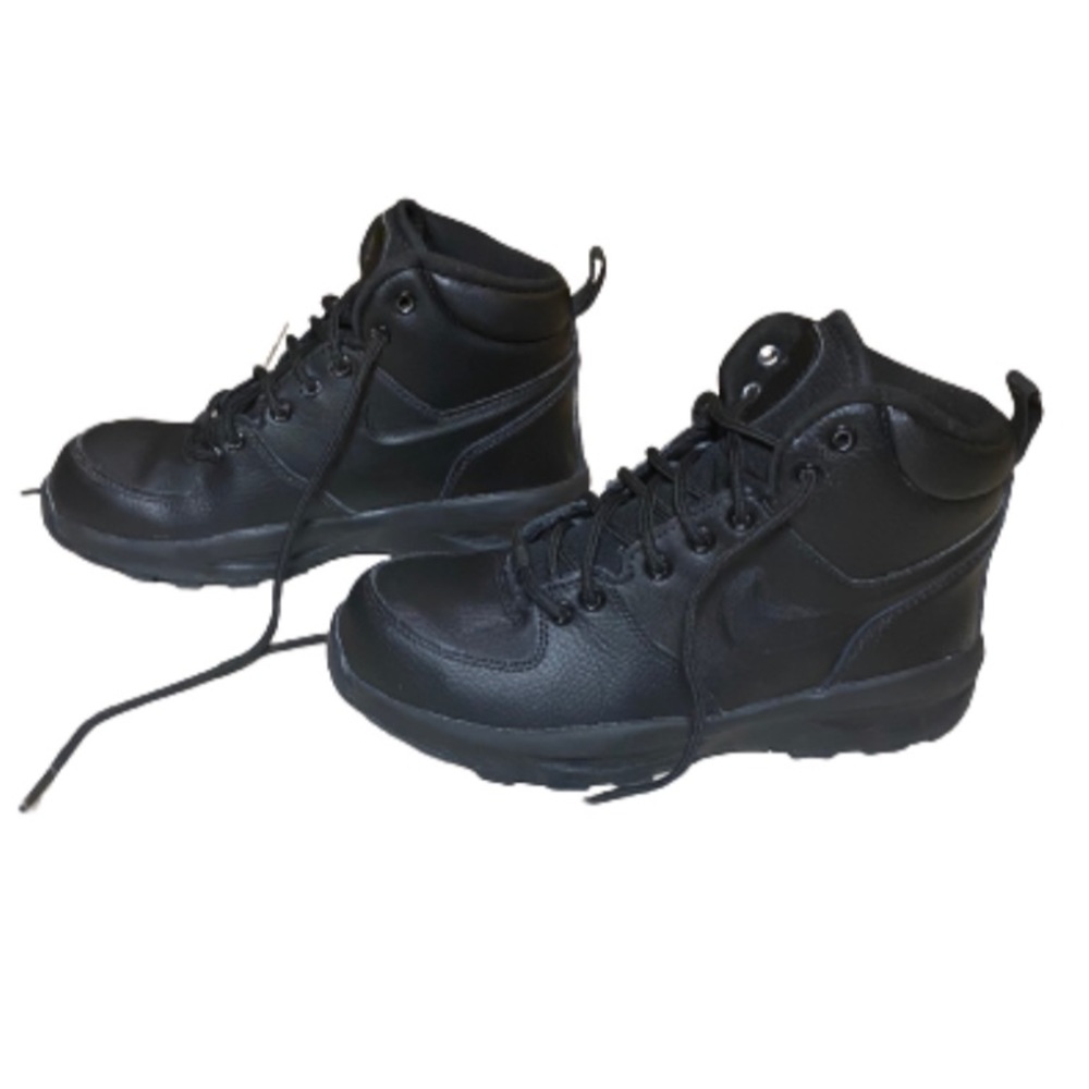 Excellent Condition Nike Manoa LTR Big Kids’ Boots